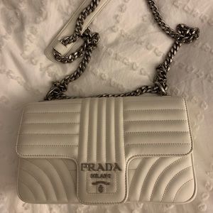 Prada bag med. size